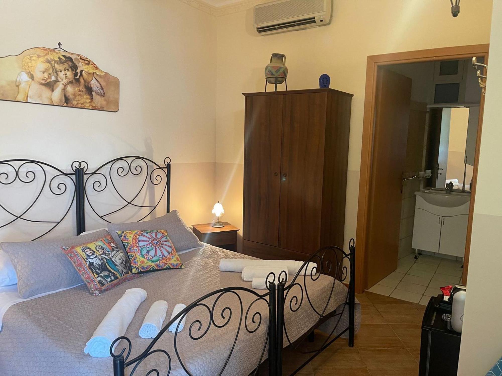 Bed And Relax-Il Maniero Bed & Breakfast Calatabiano Dış mekan fotoğraf