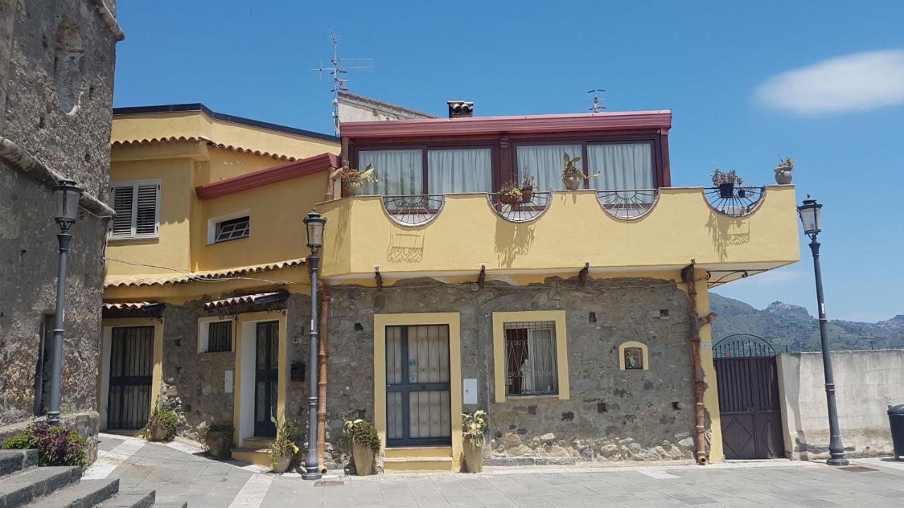 Bed And Relax-Il Maniero Bed & Breakfast Calatabiano Dış mekan fotoğraf