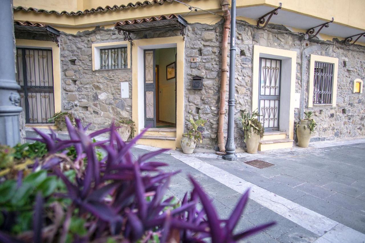 Bed And Relax-Il Maniero Bed & Breakfast Calatabiano Dış mekan fotoğraf
